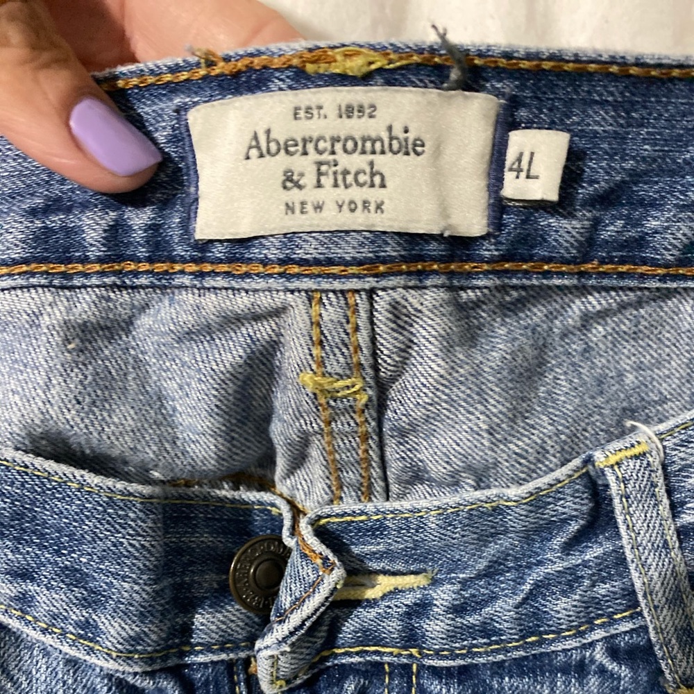 Abercrombie Boyfriend Ripped Jeans, Sz 4L